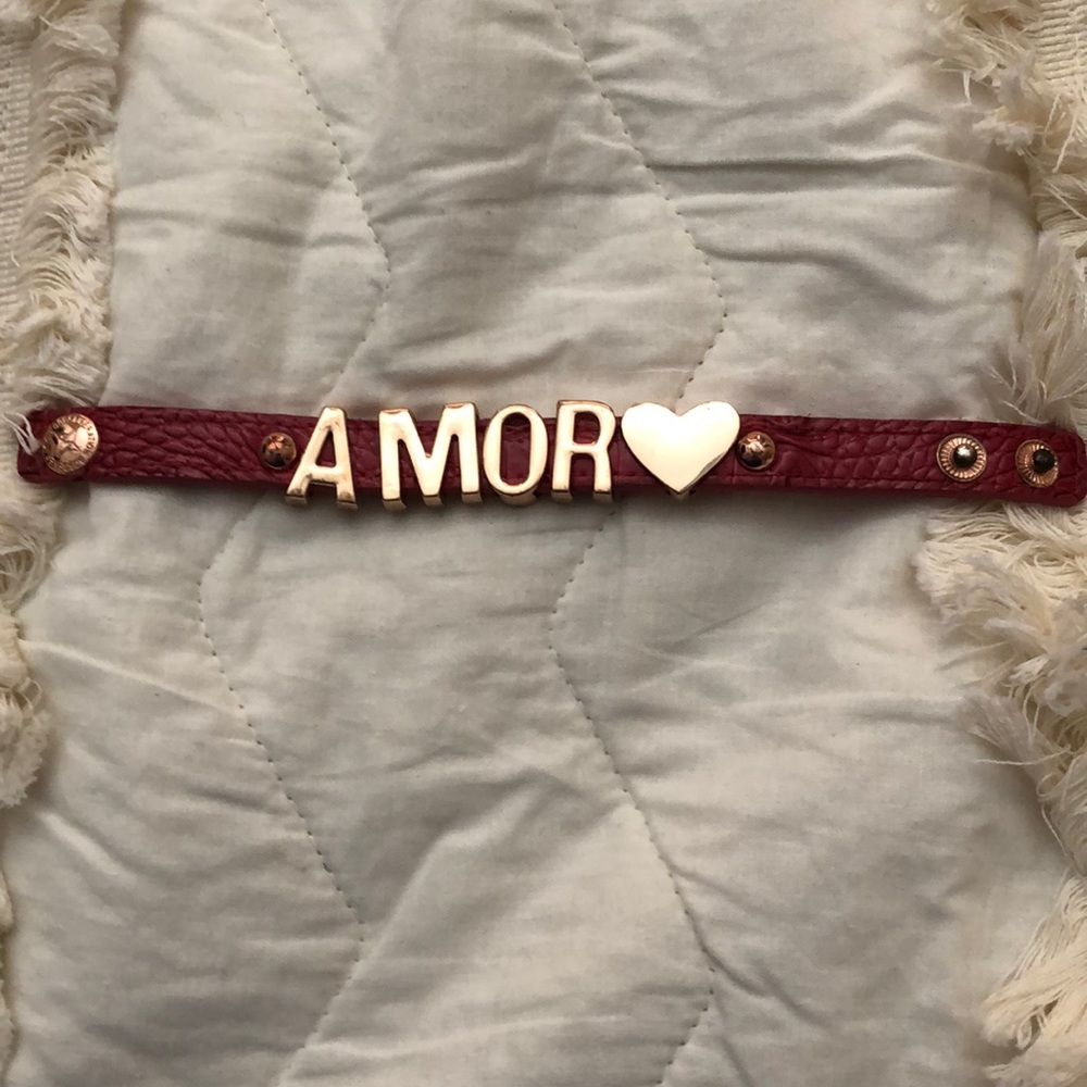 BCBG Amor Snap Bracelet